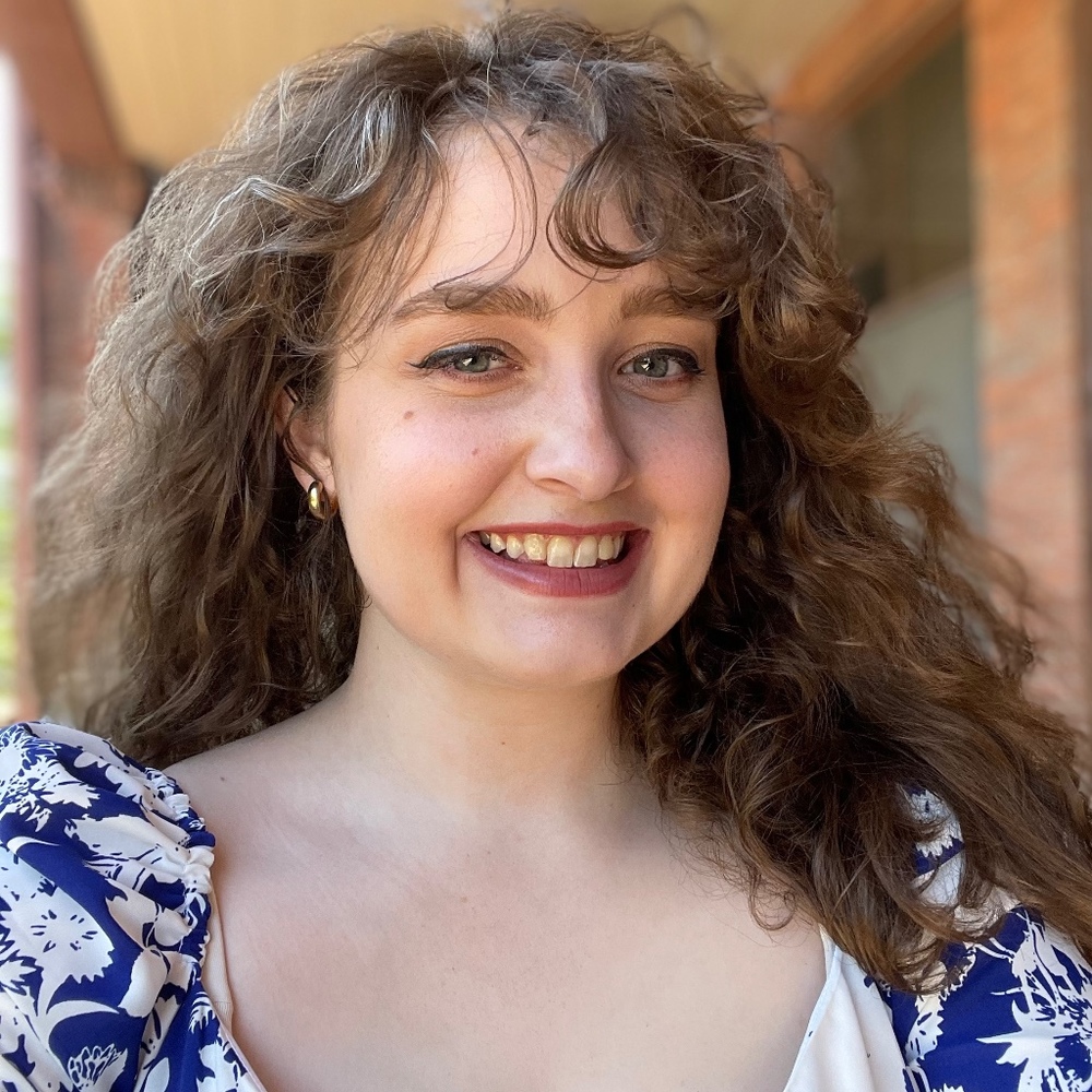 Meet your Posher, Madeline